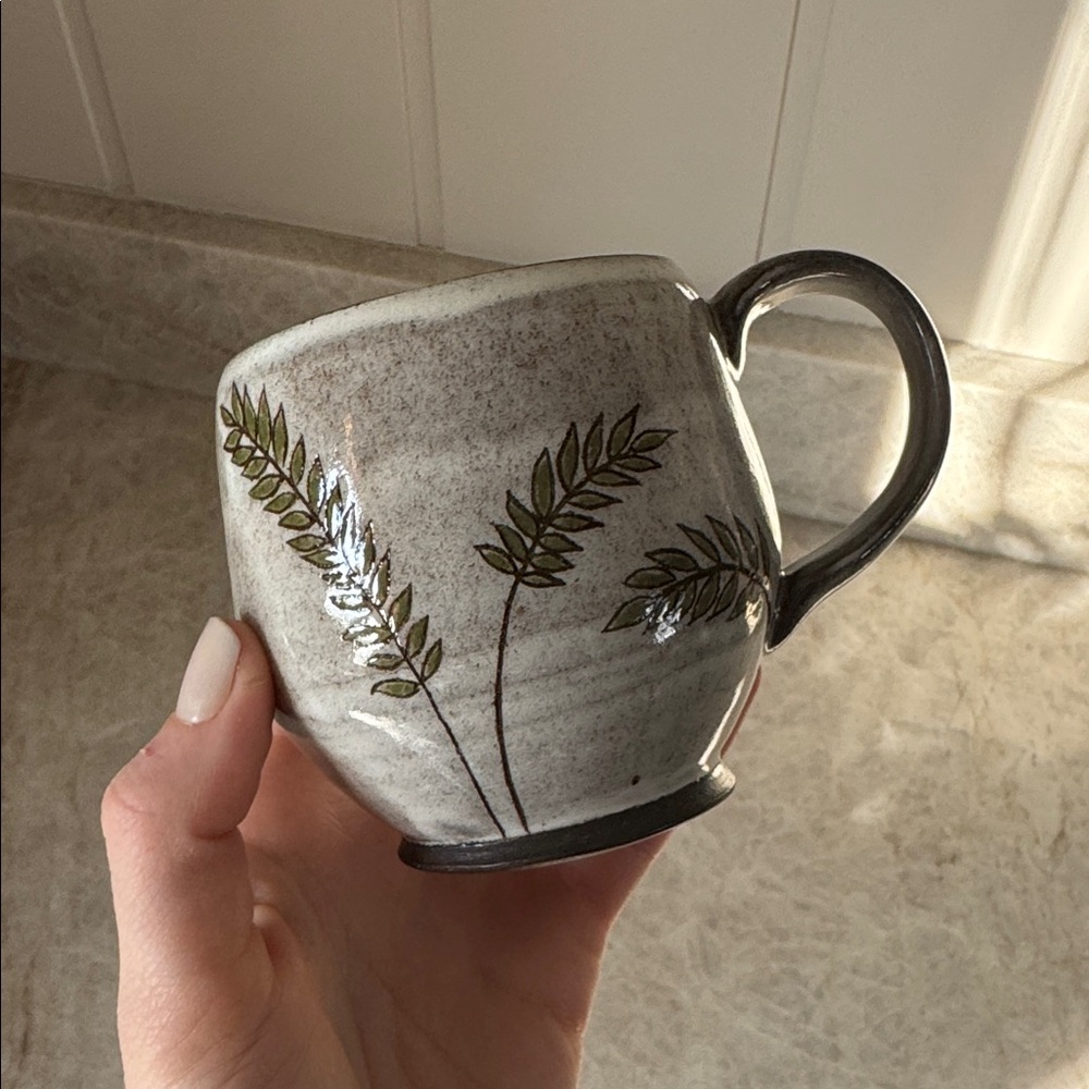 Studio Pottery Signed Mug - Picture 2 of 5